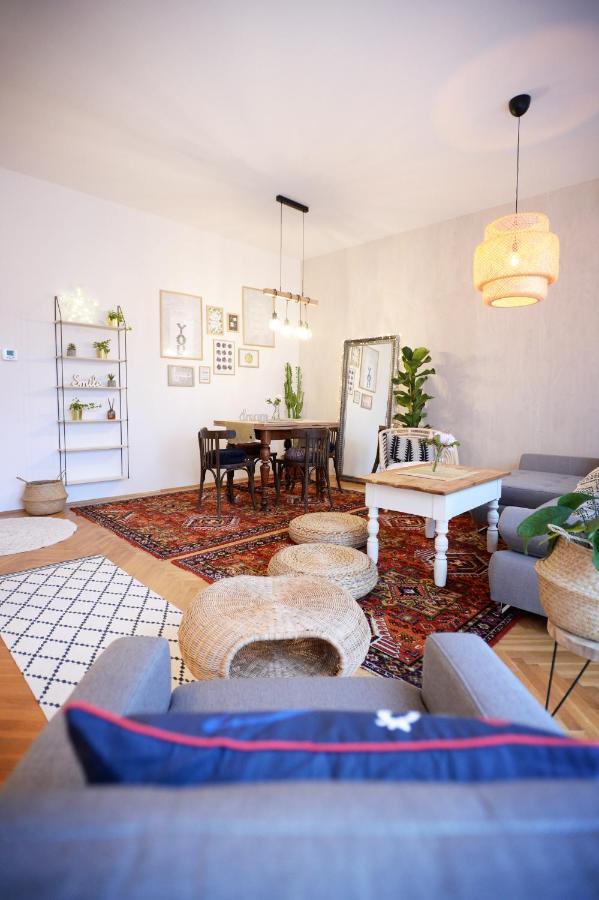 Villa Inda Rooms Eğri Dış mekan fotoğraf